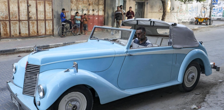 Locally Manufactured Mercedes and Armstrong Cars Roam the Streets of the Besieged Gaza Strip