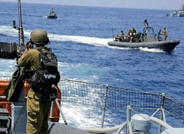 Two fishermen were injured by occupation bullets off the coast of Gaza