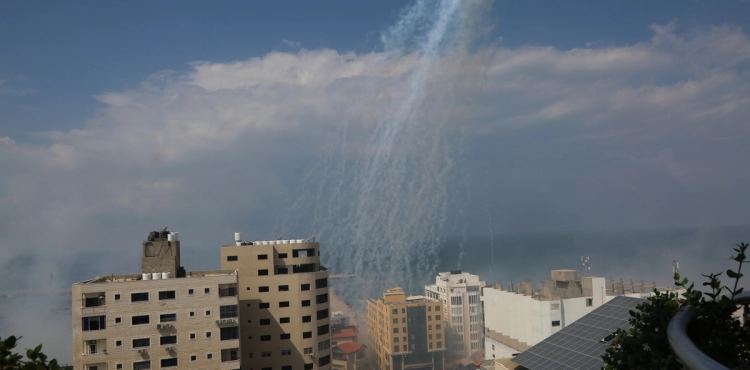 Amnesty International: We are investigating what appears to be the use of white phosphorus in Gaza