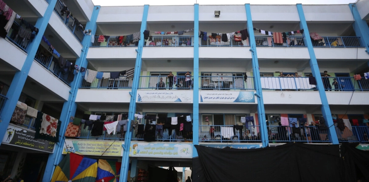Israel's war against civilians in Gaza: severe food and water shortages