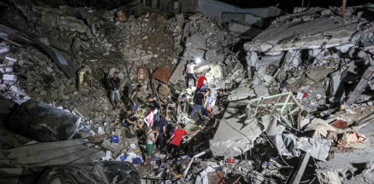The occupation bombs the Greek Orthodox Church in Gaza