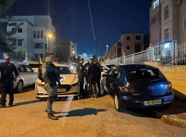 The occupation prevents the celebration of the release of Palestinian female prisoners and wounds two children in front of Ofer Prison
