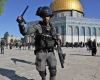 The occupation forces prevent dozens of worshipers from entering Al-Aqsa Mosque