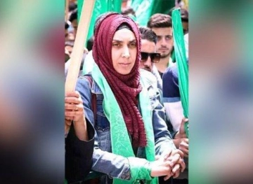 The occupation extends the arrest of the captive Abu Ghannam