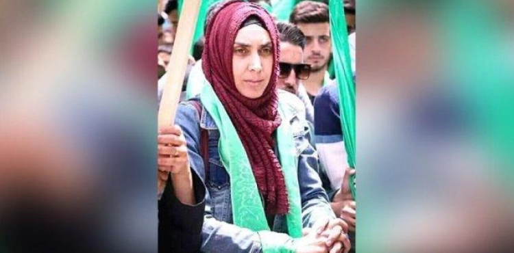 The occupation extends the arrest of the captive Abu Ghannam