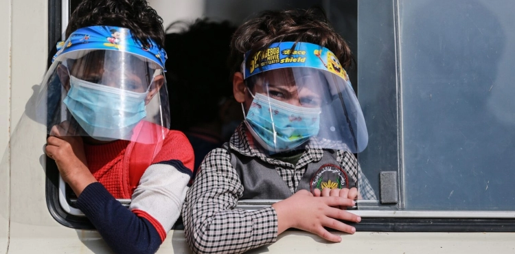 Corona: one death and 377 new infections