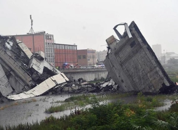 35 people were killed by the collapse of the Northwest Italian bridge