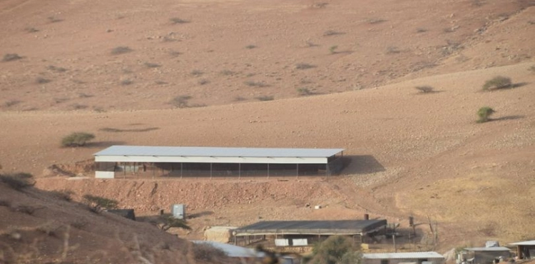 Israeli notices of suspension of construction in 17 Palestinian facilities