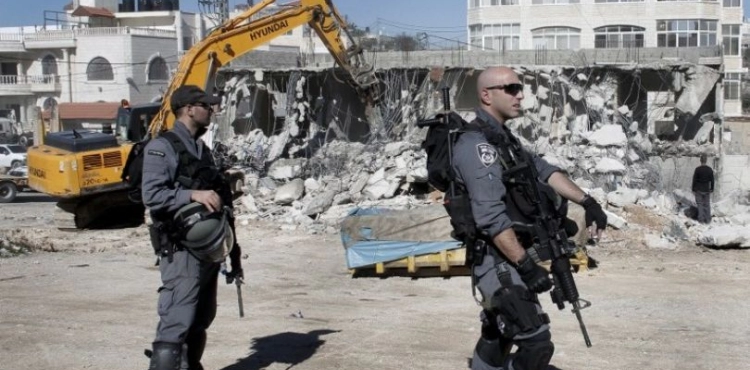 471 Israeli demolition of Palestinian facilities last year
