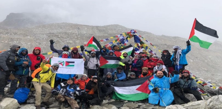 27 Palestinians to join the prisoners on the &quot;Everest&quot;
