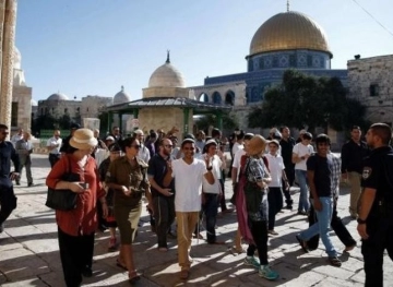 168 Israelis desecrated the courtyards of al-Aqsa Mosque
