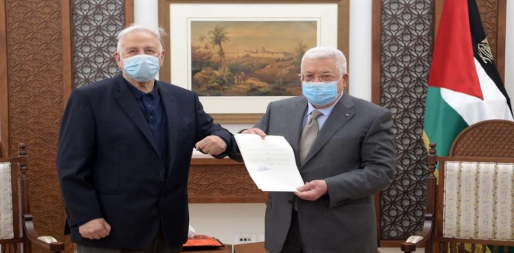 Abbas sets the dates for the Palestinian elections