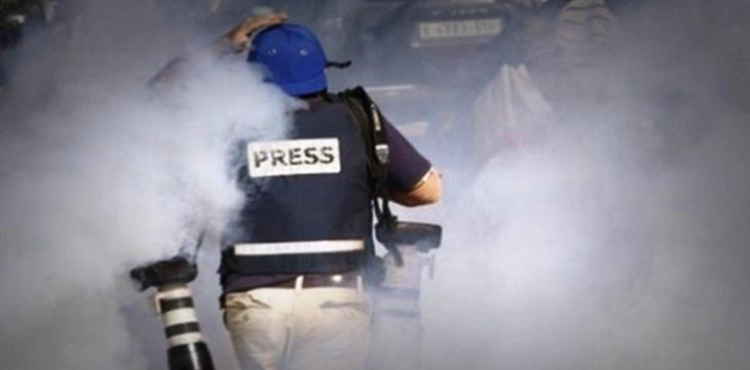 60 Israeli violations against Palestinian journalists