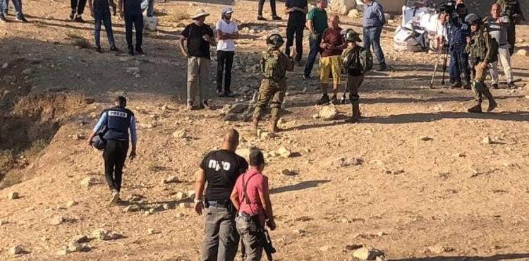 Injuries as the occupation suppresses a march in the Jordan Valley, in refusal to settle