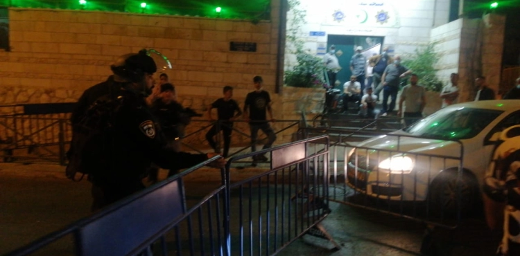 Jerusalem: Injuries, arrests and attacks on citizens to prevent them from confronting the settlers&acute; march