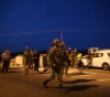 The occupation arrests 6 Palestinians, one of whom was shot