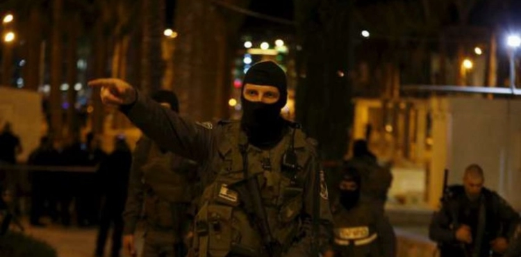 11 citizens were arrested in the West Bank