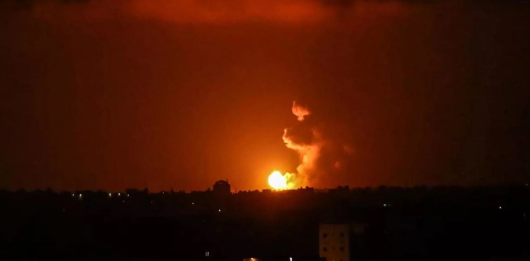 Occupation launches raids on resistance sites in Gaza