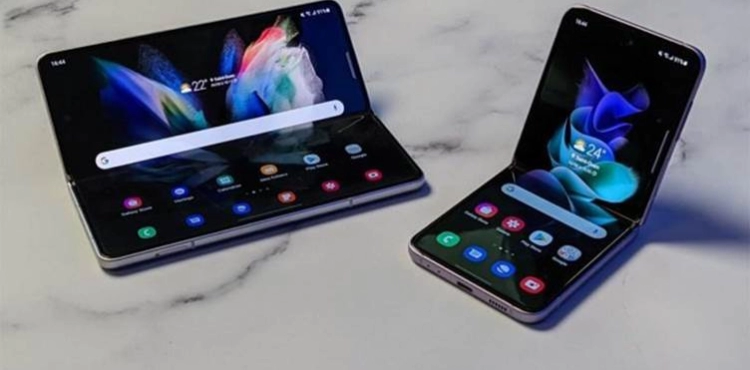 â€œSamsungâ€ unveils two foldable phone models in light of fierce competition