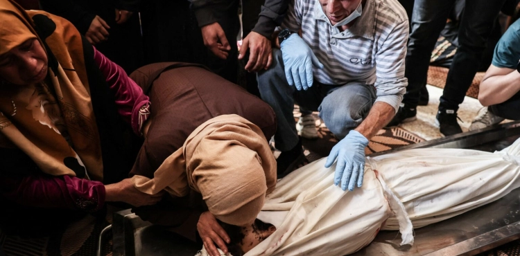 Gaza Health: The occupation committed massacres against 19 families during the last aggression