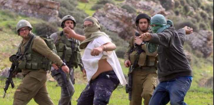 Settlers attack civilians in Nablus and Hebron