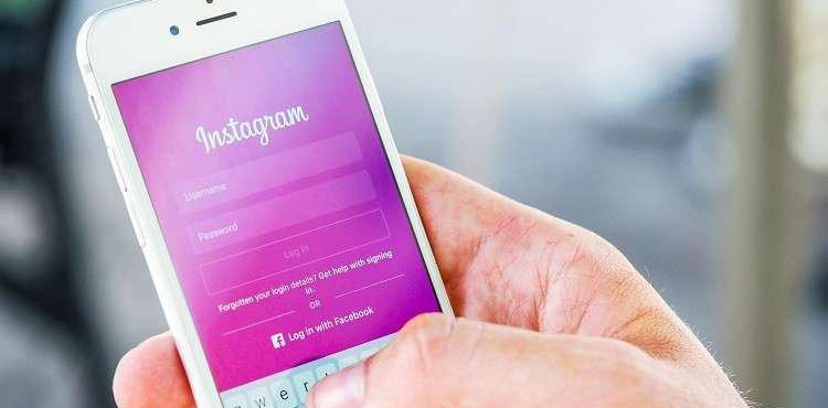 Instagram fights Phantom accounts