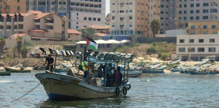 18 months in prison for the captain of a ship breaking the siege