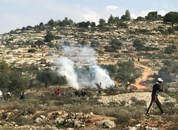 Clashes in NiÂ´lin, al-Mughir and injuries in Kafr Qador