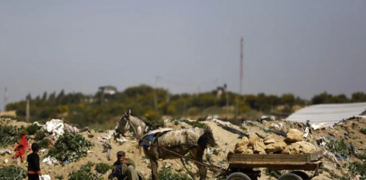 Gaza: Warnings of widening segments of the poor and unemployed