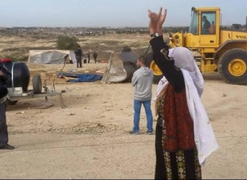 Israel demolishes al-Araqib village for the 137 time