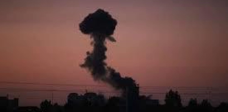 Rocket crash in Negev, occupation bombards position in Gaza
