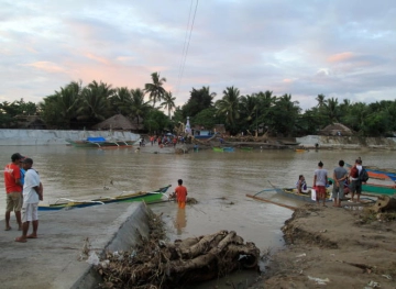 Landslides and floods kill 75 people in the Philippines