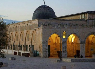 Israeli police closes Jerusalemâ€™s Al-Aqsa Mosque