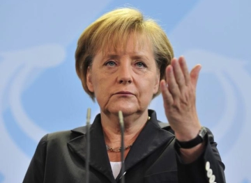 Merkel: We are working to prevent the approaching of Iranian troops from the Golan