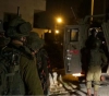 Israeli forces arrest 25 citizens in the West Bank, including the mother of Martyr Saleh Barghouti