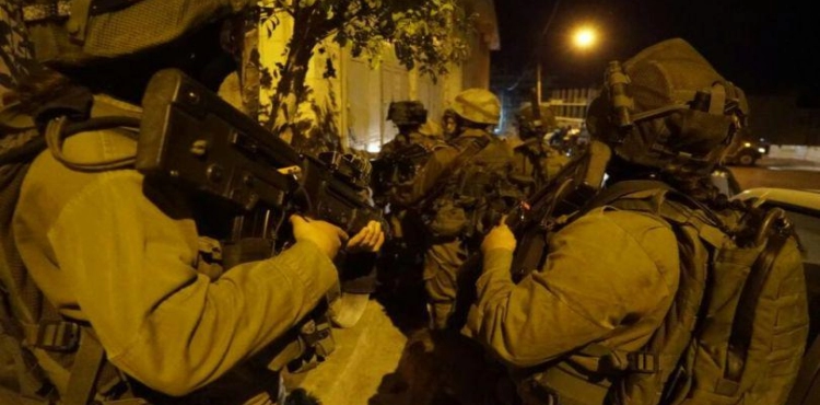 Seven West Bank Citizens arrested