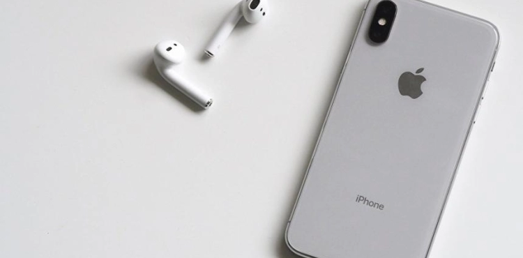 Learn about the feature missing from the new iPhone