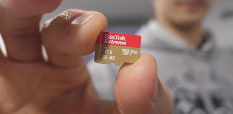 The launch of the first &quot;micro SD&quot; in the world with a capacity of 1 terabytes!