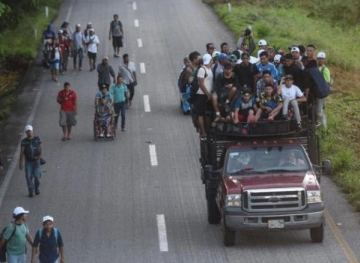 25 killed in truck crash migrants in Mexico