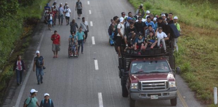 25 killed in truck crash migrants in Mexico