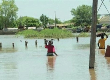 Flooding in Mozambique kills 66 people and Hurricane Idai is approaching