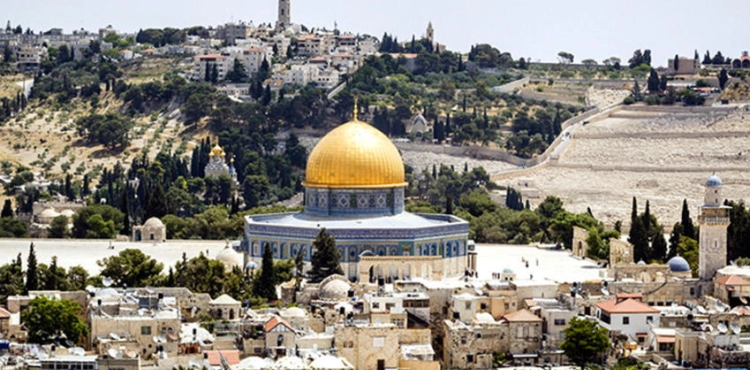 Turkey calls on the world to respect the &quot;historical and legal&quot; status of Jerusalem