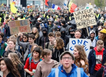 Fifteen thousand people demonstrate in Belgium to protect the climate