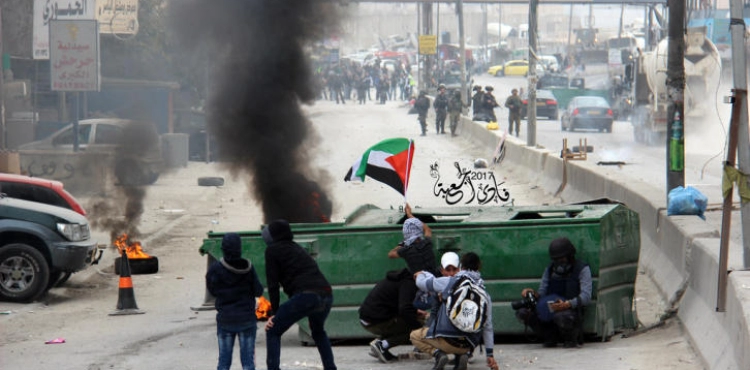 Two head and face injuries in Qalandiya clashes