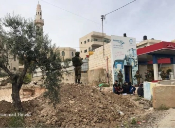 The occupation ran over a woman and arrested a number of young men in Tekoa