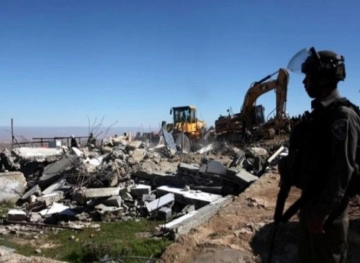 Occupation demolishes the home of a citizen in Yatta