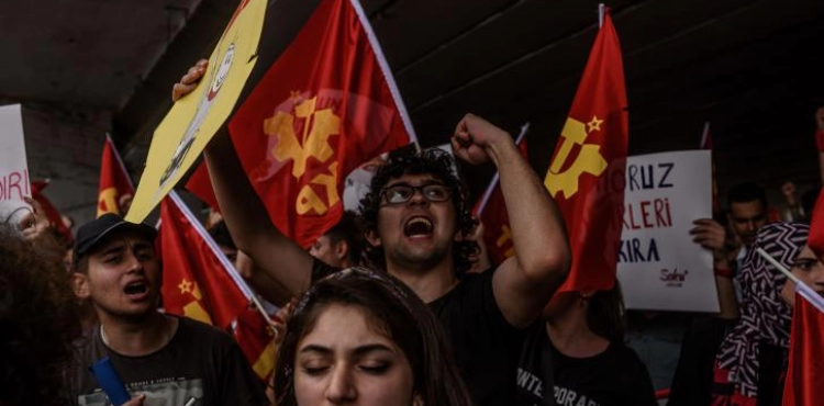 Turkish police arrest 120 people in Istanbul Labor Day demonstrations
