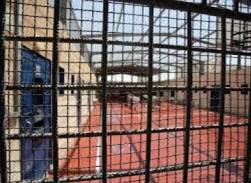 3 prisoners continue to hunger strike in protest against their administrative detention