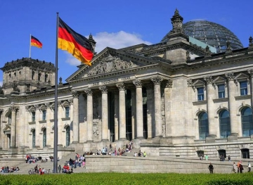 Berlin calls on Iran to implement the entire nuclear agreement