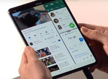 Folding phones .. Google is finally catching up